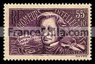 France stamp Yv. 382