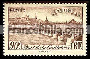 France stamp Yv. 450